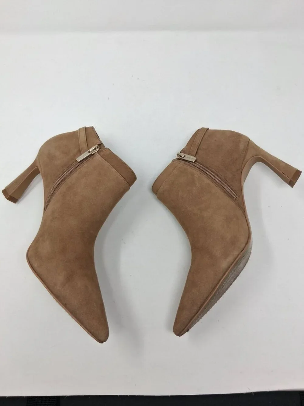 Vince Camuto Keeshey Suede Pointed Toe Heeled Ankle Booties 9.5M